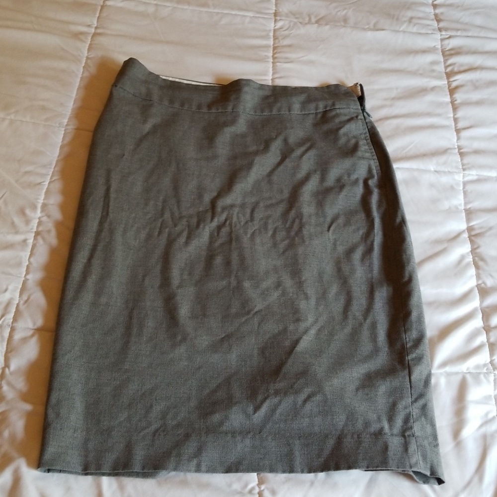 Old Navy Pencil Skirt